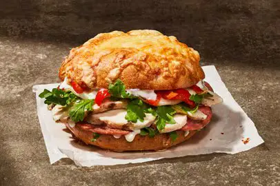 zesty tuscan asiago bagel stack